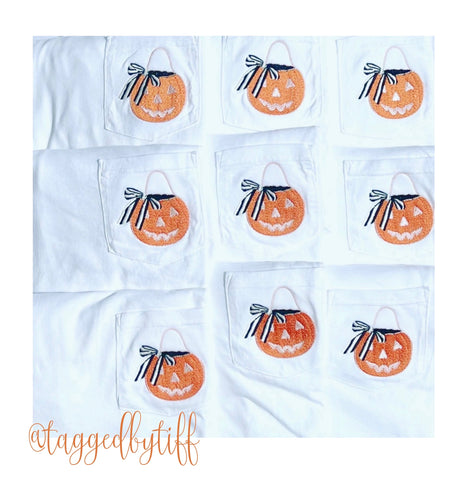 Candy Jack O Lantern with Striped Bow Embroidery Design